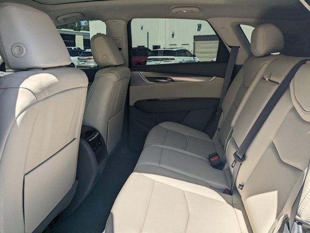 new 2025 Cadillac XT5 car, priced at $58,090