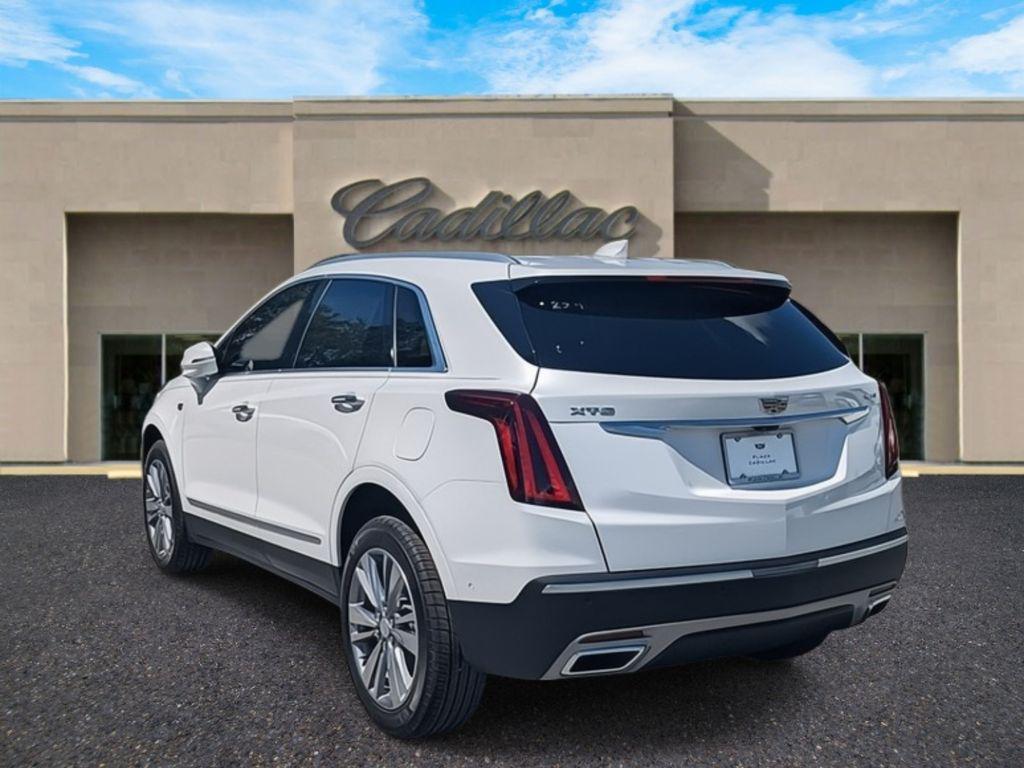 new 2025 Cadillac XT5 car, priced at $58,090