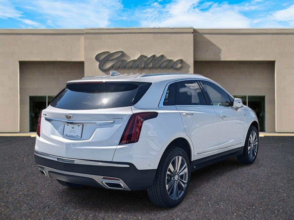 new 2025 Cadillac XT5 car, priced at $58,090
