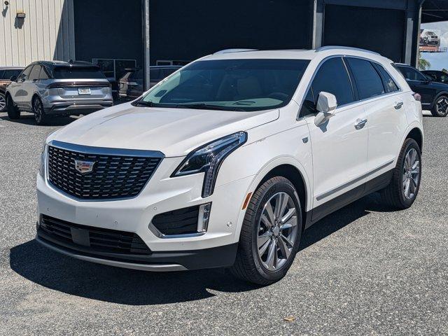 new 2025 Cadillac XT5 car, priced at $58,090