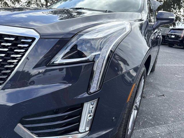 new 2025 Cadillac XT5 car, priced at $56,685