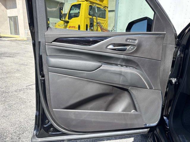 used 2023 Cadillac Escalade ESV car, priced at $75,900
