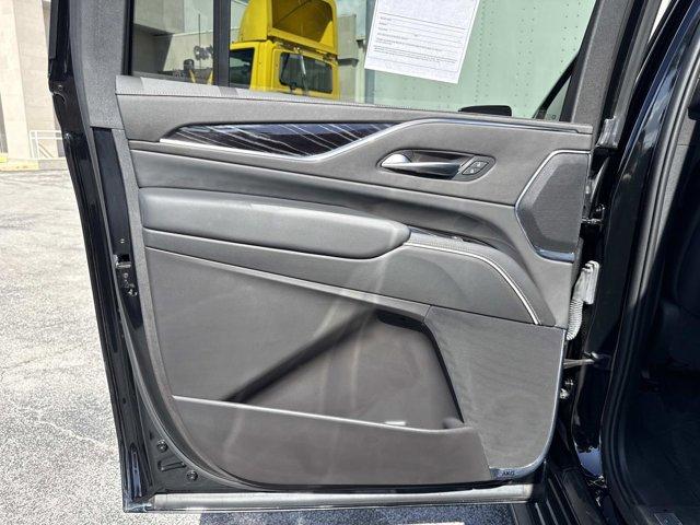 used 2023 Cadillac Escalade ESV car, priced at $75,900