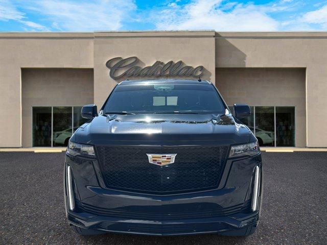 used 2023 Cadillac Escalade ESV car, priced at $75,900