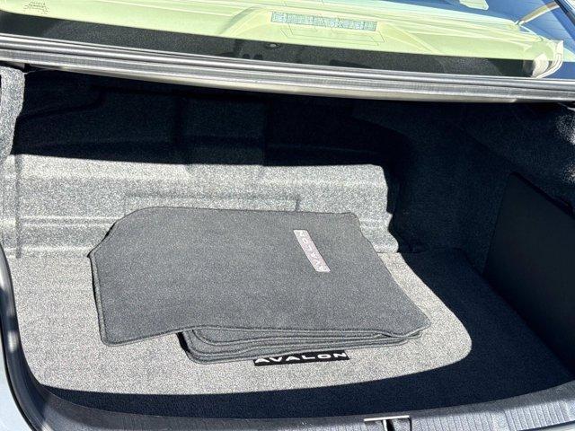 used 2015 Toyota Avalon Hybrid car, priced at $17,900