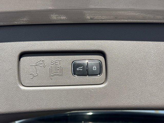 used 2020 Lincoln Aviator car, priced at $29,900