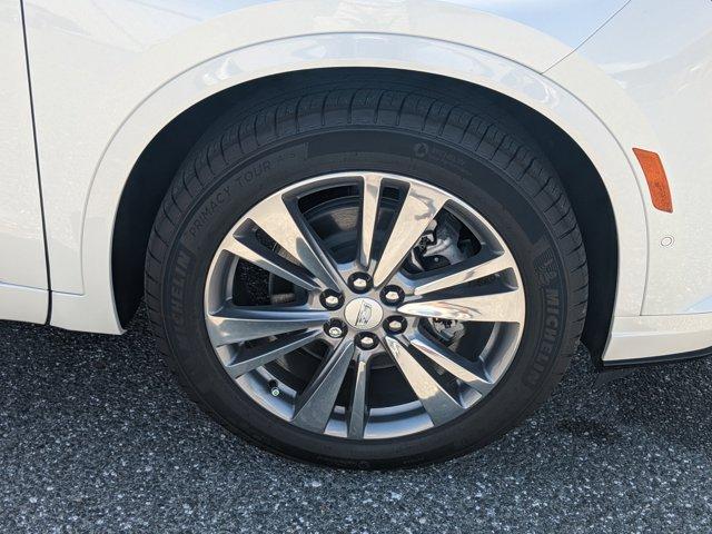 new 2025 Cadillac XT6 car, priced at $63,915