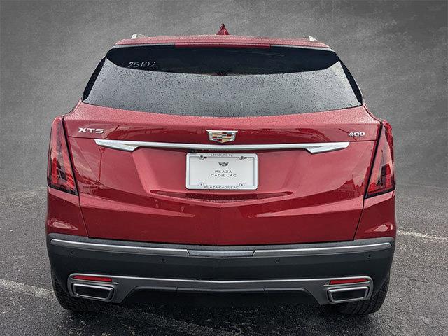 new 2025 Cadillac XT5 car, priced at $55,415