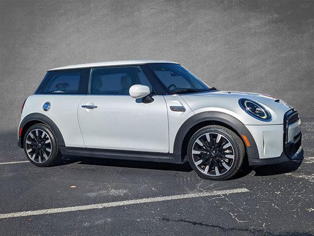 used 2023 MINI Hardtop car, priced at $28,900