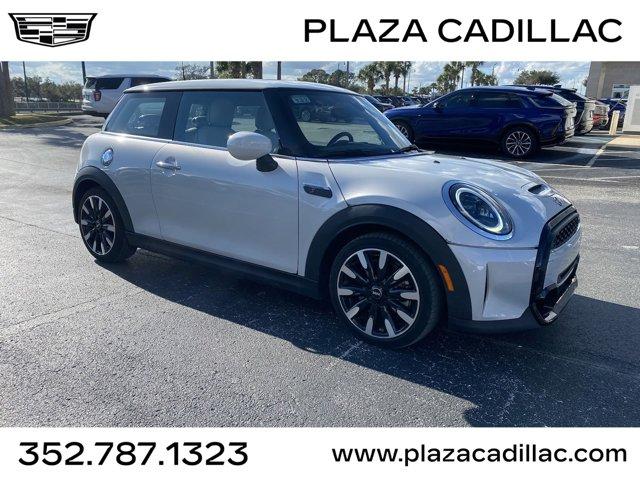 used 2023 MINI Hardtop car, priced at $28,900