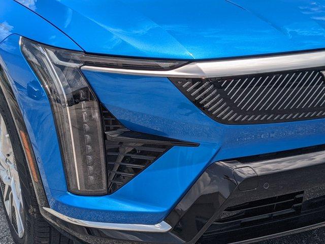 new 2025 Cadillac OPTIQ car, priced at $57,215