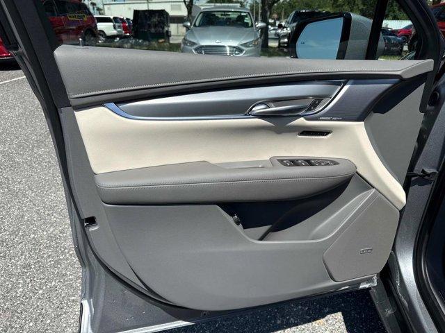 new 2025 Cadillac XT5 car, priced at $59,140