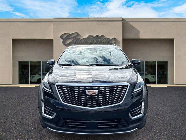 new 2025 Cadillac XT5 car, priced at $58,230