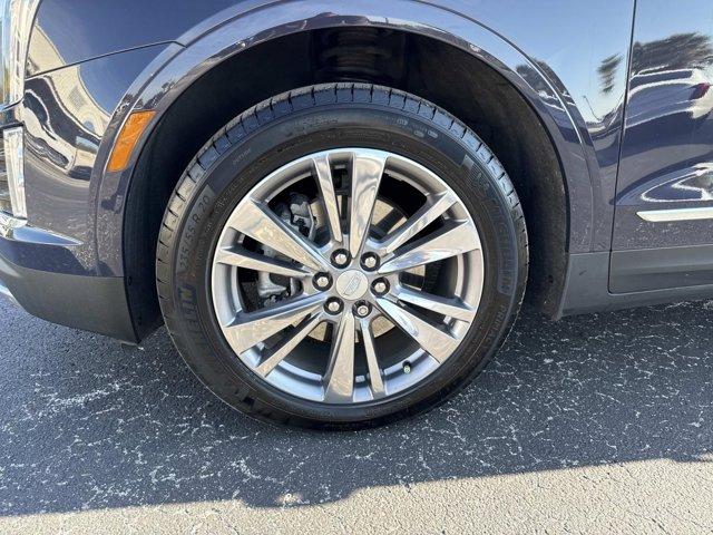 used 2024 Cadillac XT5 car, priced at $40,900