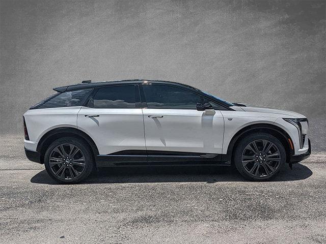 new 2025 Cadillac OPTIQ car, priced at $58,795