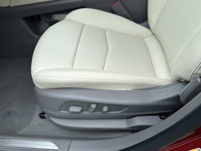 new 2025 Cadillac XT5 car, priced at $58,090