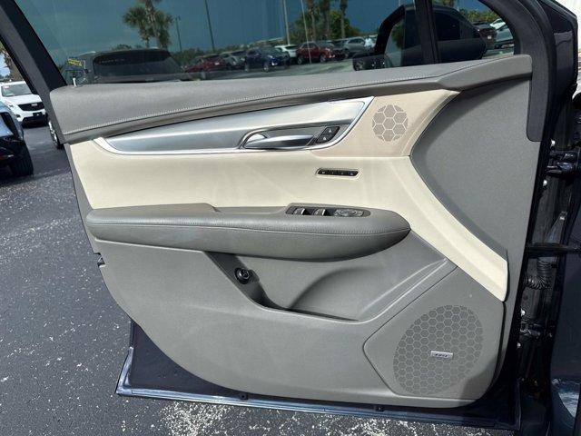 used 2018 Cadillac XT5 car