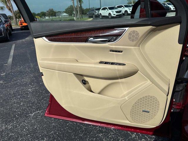 used 2017 Cadillac XT5 car, priced at $18,900