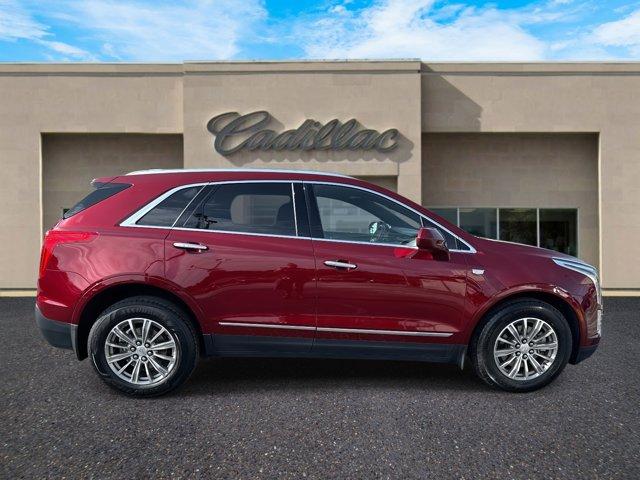 used 2017 Cadillac XT5 car, priced at $18,900