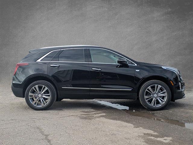 new 2025 Cadillac XT5 car, priced at $56,385