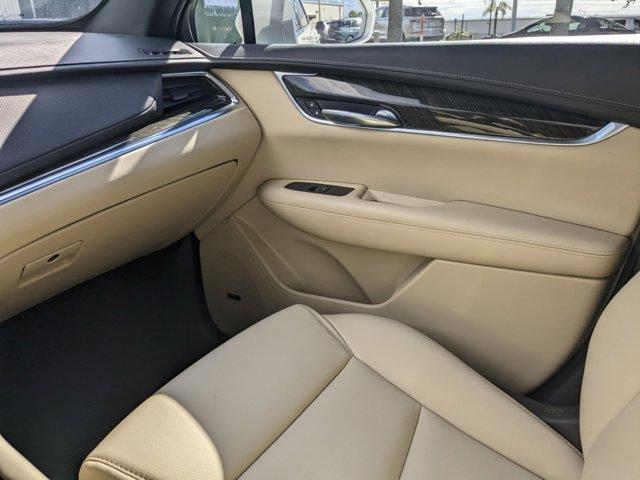 used 2019 Cadillac XT5 car