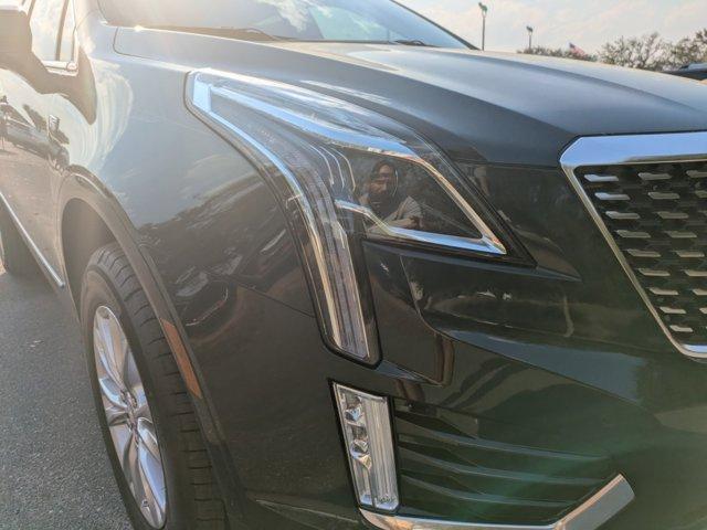 new 2025 Cadillac XT5 car, priced at $46,315