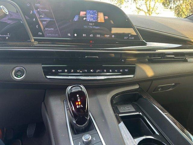 used 2022 Cadillac Escalade ESV car, priced at $71,900