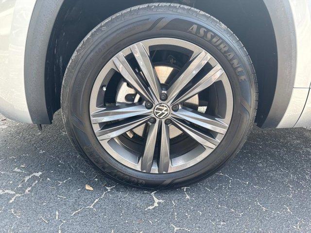 used 2021 Volkswagen Atlas Cross Sport car, priced at $24,900