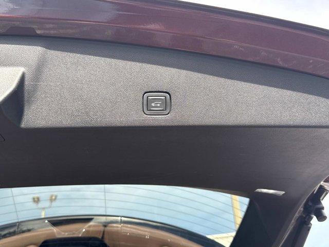used 2022 Cadillac XT6 car, priced at $42,900