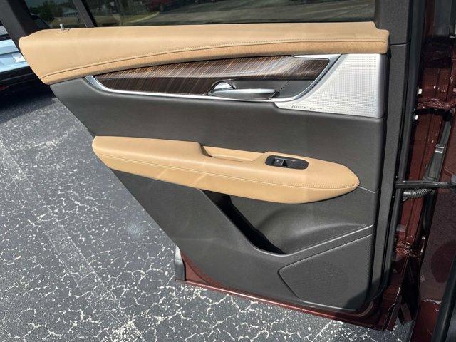used 2022 Cadillac XT6 car, priced at $42,900
