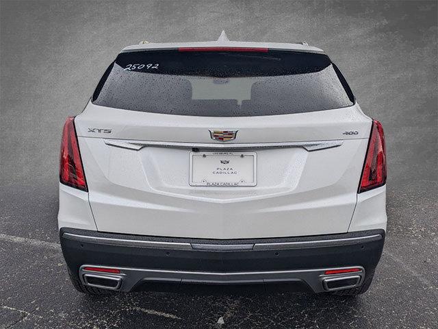 new 2025 Cadillac XT5 car, priced at $55,415