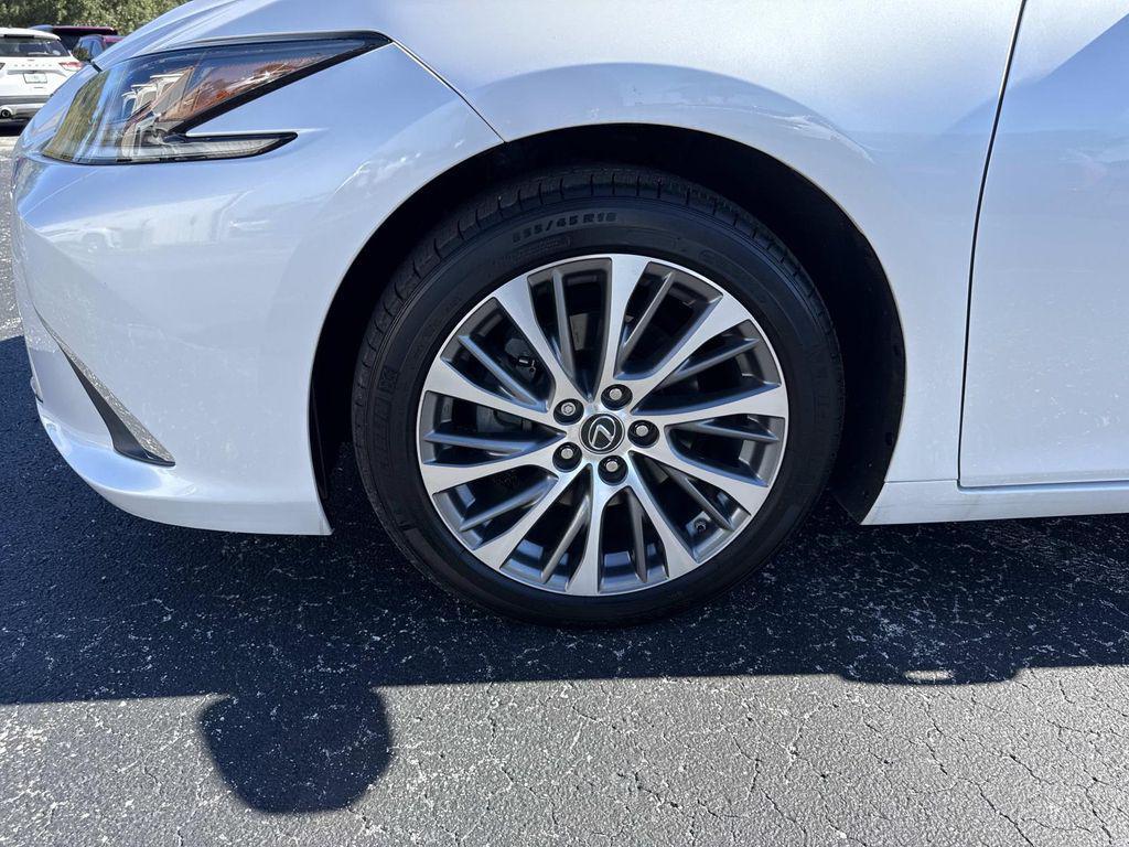 used 2019 Lexus ES 350 car, priced at $31,900