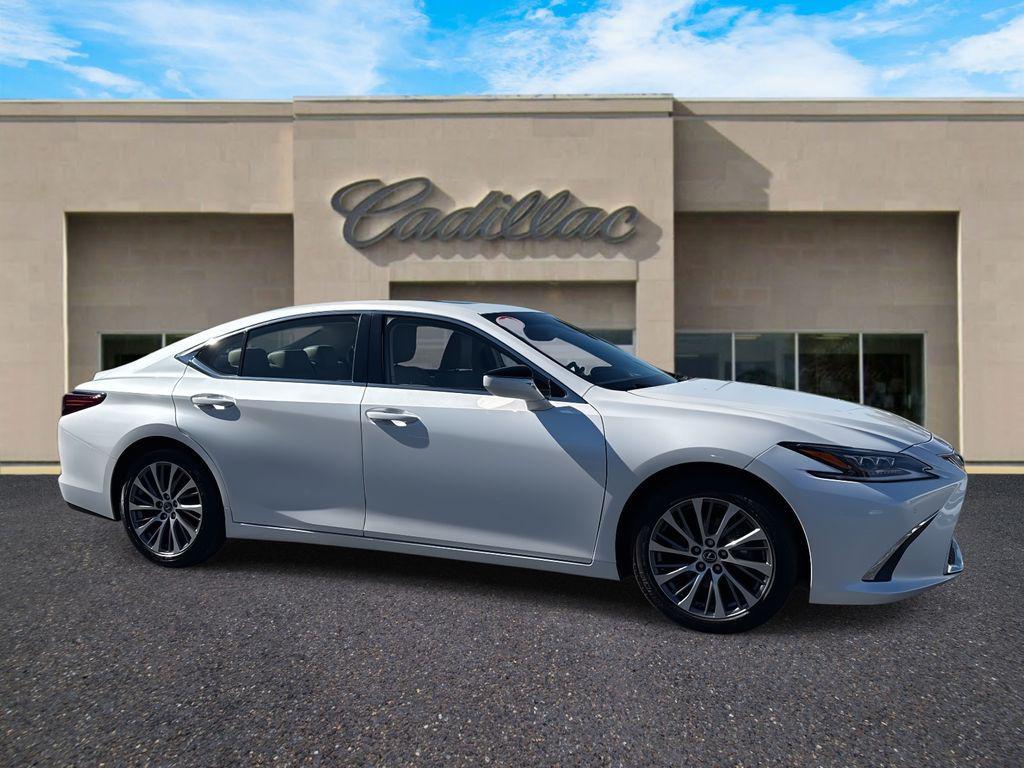 used 2019 Lexus ES 350 car, priced at $31,900