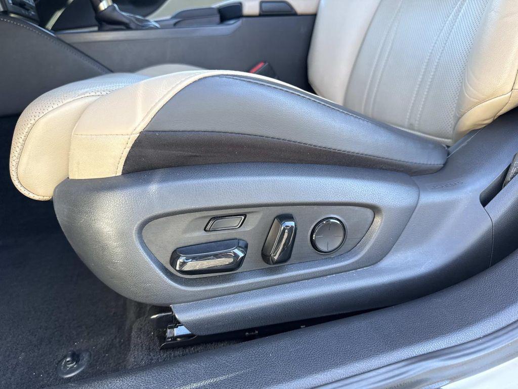 used 2019 Lexus ES 350 car, priced at $31,900