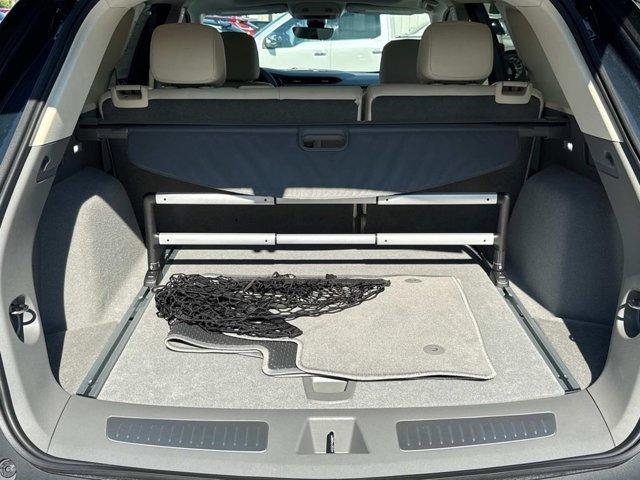new 2025 Cadillac XT5 car, priced at $56,290