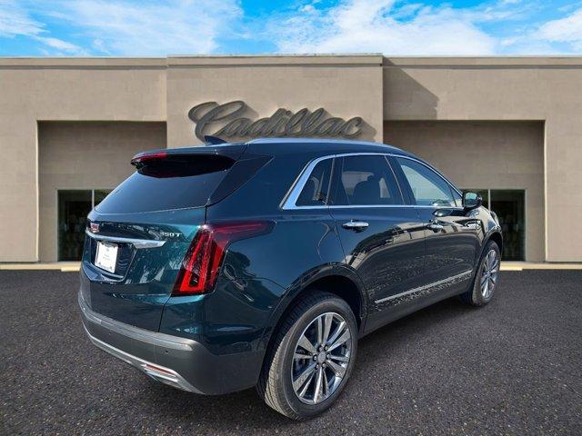 new 2025 Cadillac XT5 car, priced at $56,290