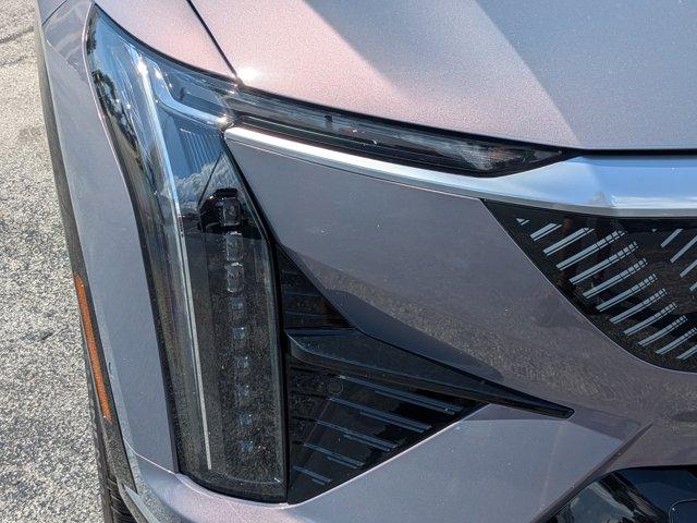 new 2025 Cadillac OPTIQ car, priced at $58,890