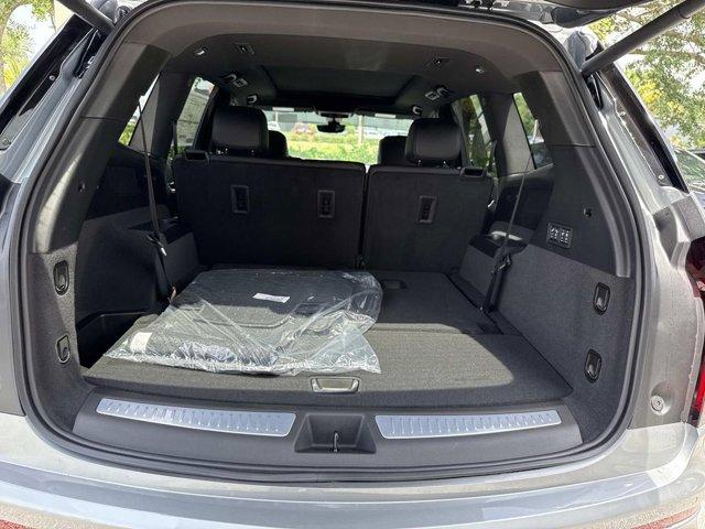 new 2025 Cadillac XT6 car, priced at $62,540