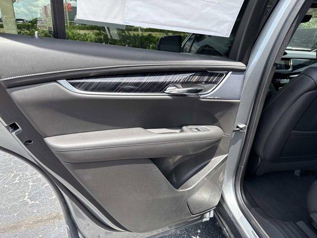 new 2025 Cadillac XT6 car, priced at $62,540