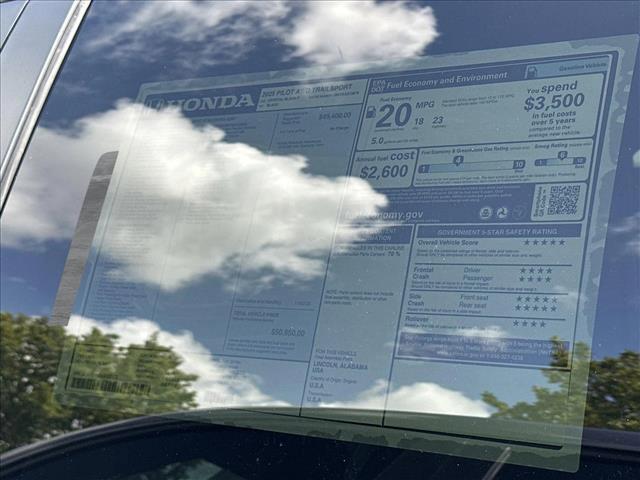 new 2025 Honda Pilot car, priced at $50,850