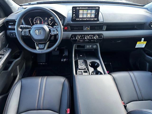 new 2025 Honda Pilot car, priced at $50,850