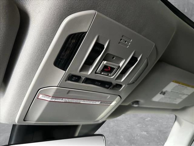 used 2021 Toyota Highlander car, priced at $36,696