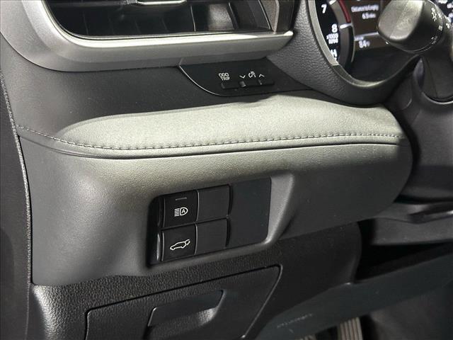 used 2021 Toyota Highlander car, priced at $36,696