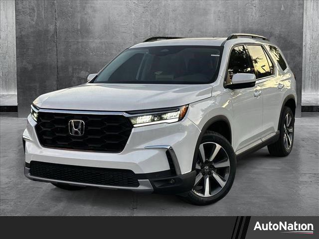 new 2025 Honda Pilot car, priced at $49,405
