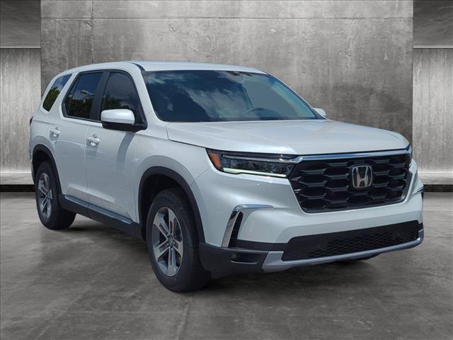 new 2025 Honda Pilot car, priced at $47,450