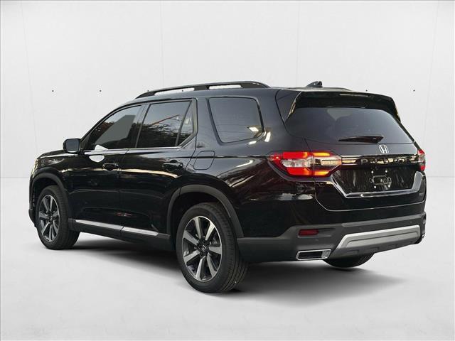 new 2025 Honda Pilot car, priced at $47,313