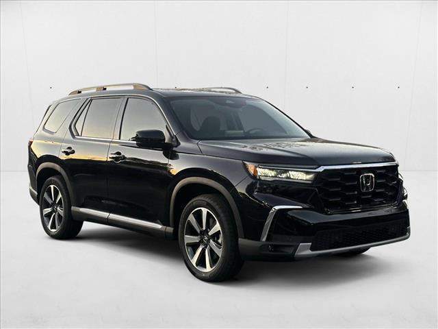 new 2025 Honda Pilot car, priced at $47,313