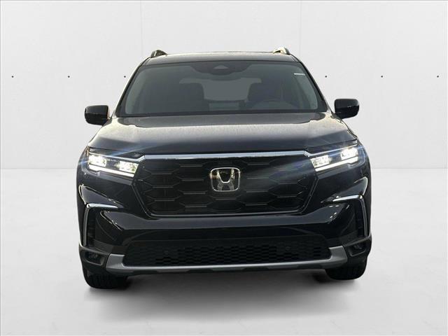 new 2025 Honda Pilot car, priced at $47,313