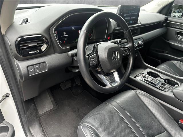 used 2023 Honda Pilot car, priced at $40,999