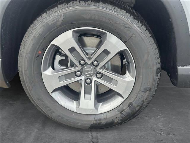 new 2025 Honda Pilot car, priced at $44,950